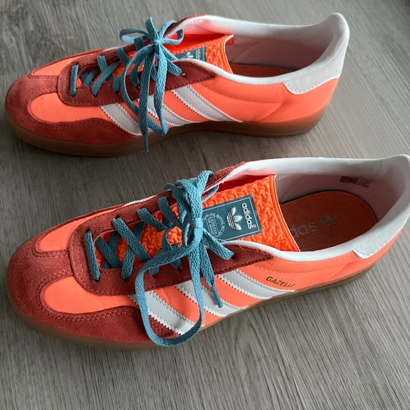 2 Adidas Gazelle sneakers - Picture 3 of 12